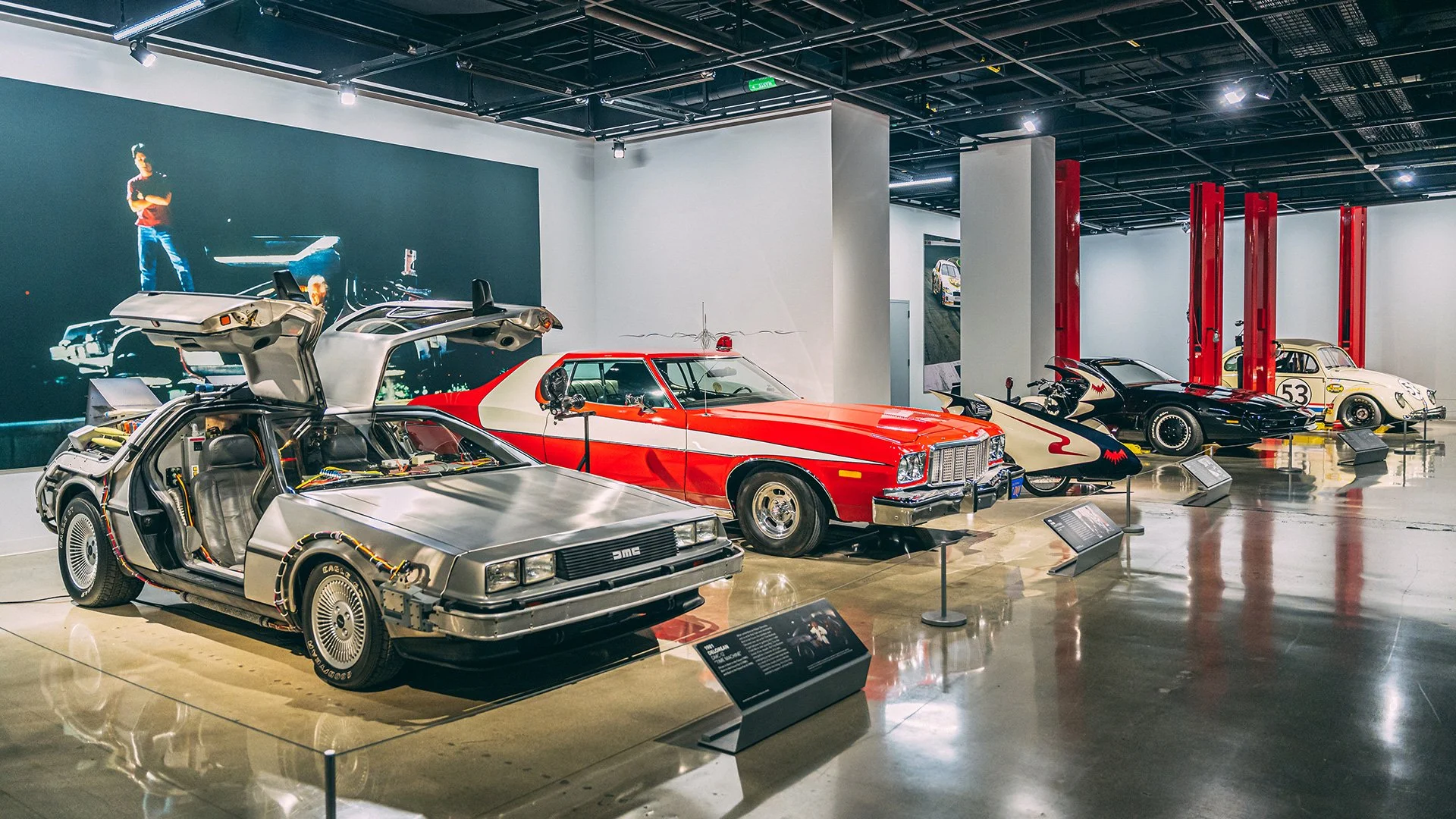 Petersen Automotive Museum (Mid-Wilshire)