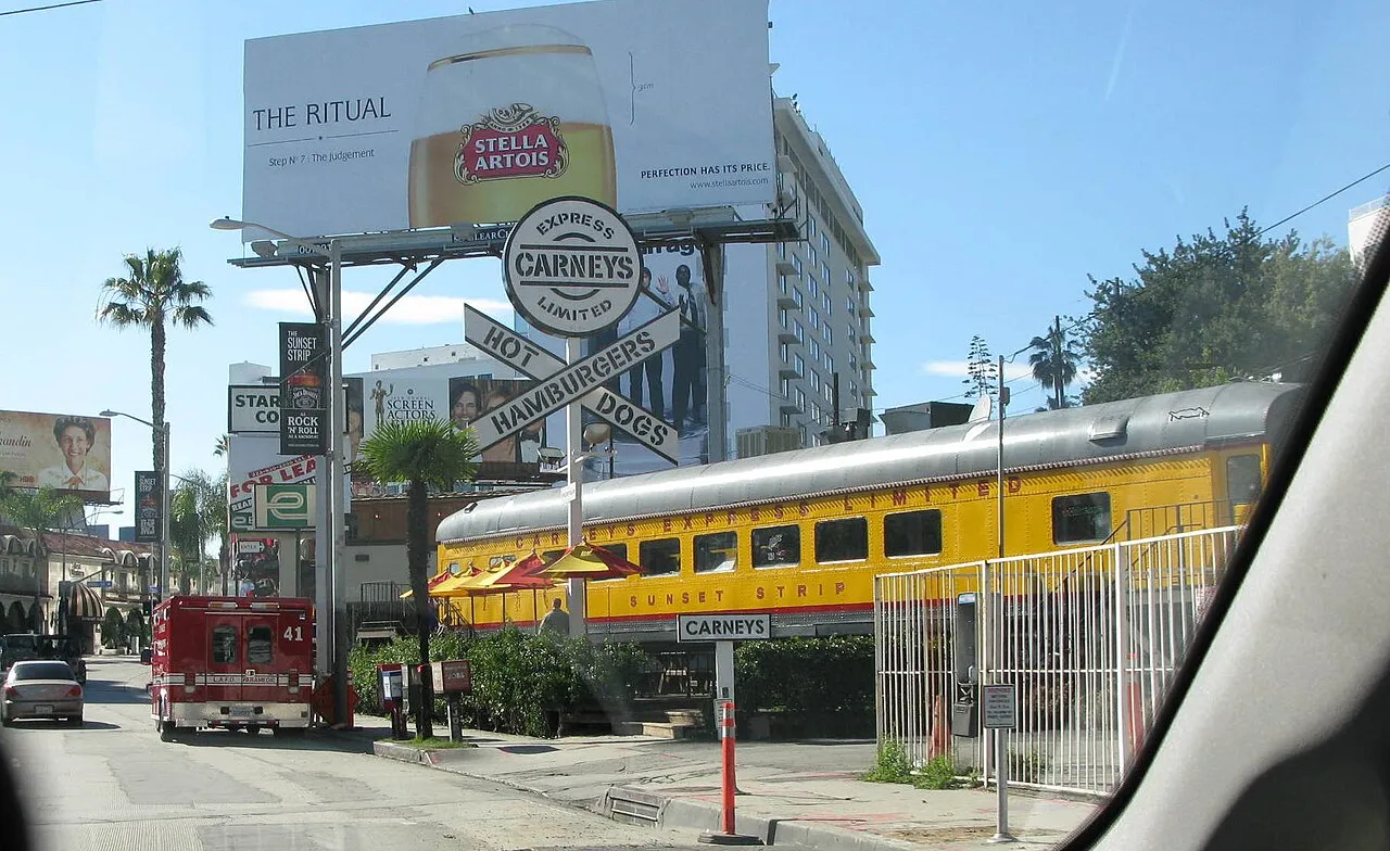 Carney’s – Train Car Restaurant